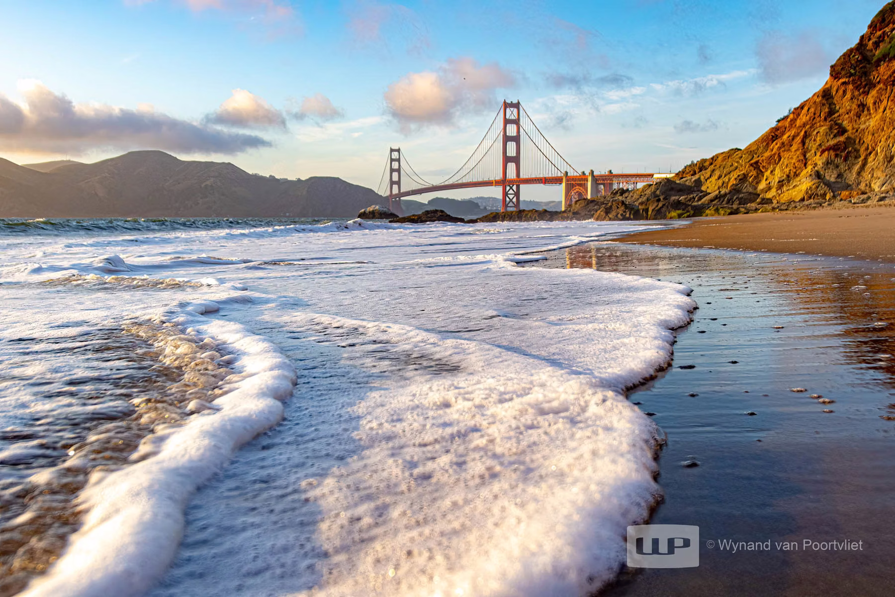 Golden Gate Bridge - San Fransisco - CA - USA